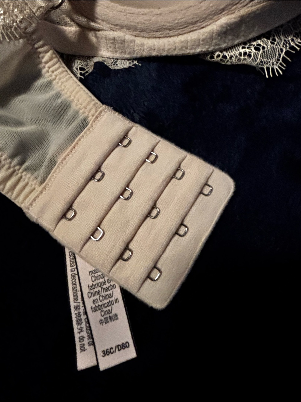 Victoria Secret Lace Trim Push-Up Bra NWOT - Picture 6 of 8